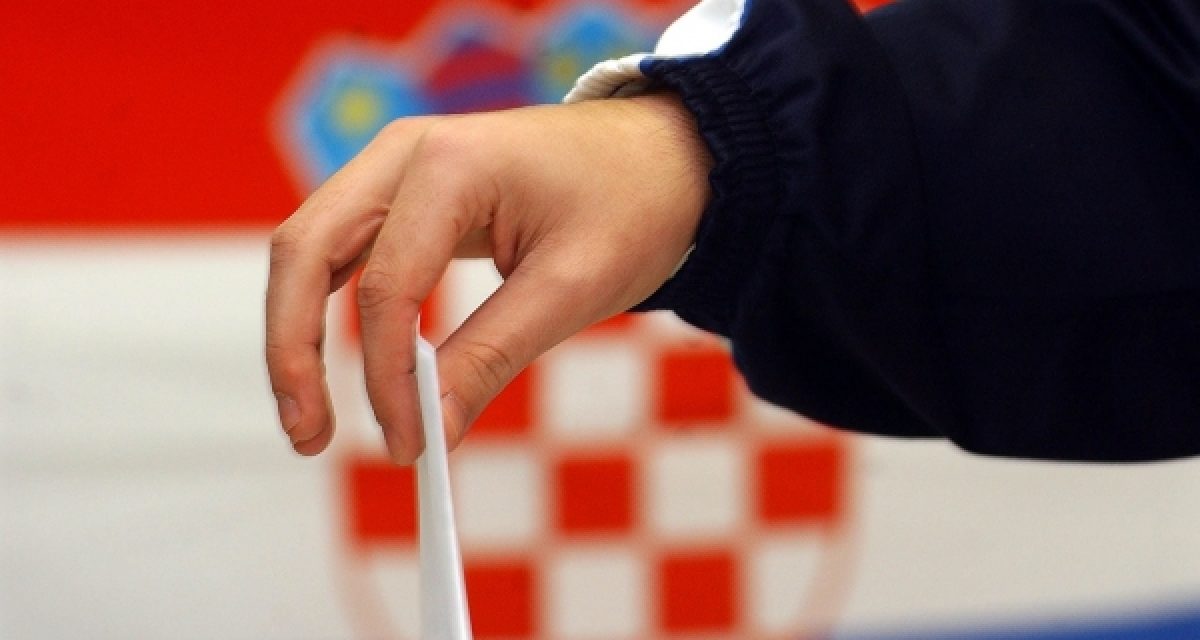 Horvát elnökválasztás – Megkezdődött a voksolás második fordulója