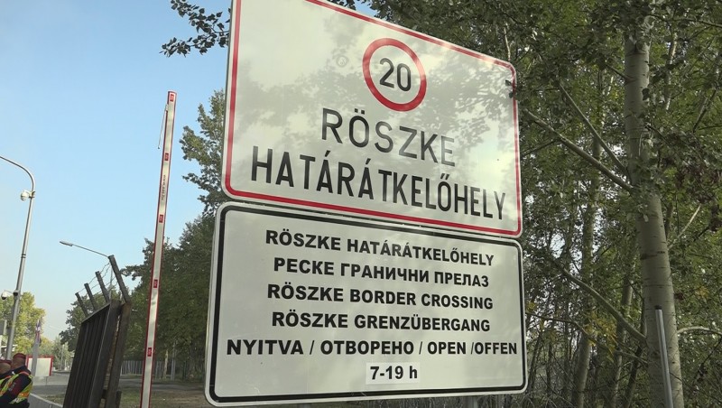Szombaton is csak Magyarország felé használható a Horgos-Röszke közúti átkelő