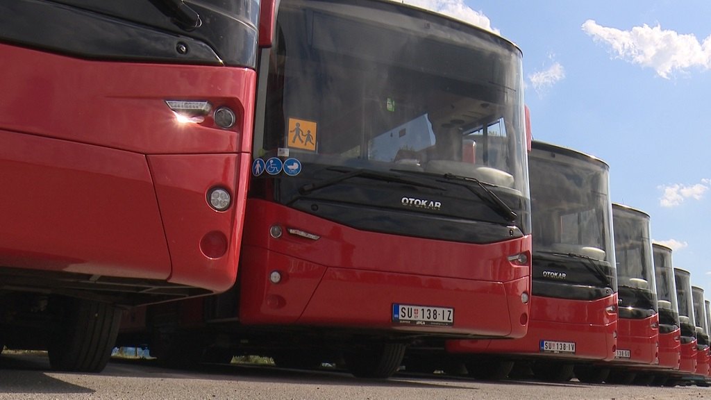 Kedvezményekkel csábítja a buszsofőröket a Subotica-trans