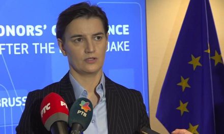 Brnabić: Szerbia kétmillió euróval segíti Albániát