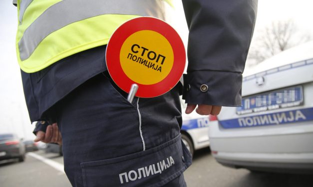 Száz euróval akarta lefizetni a rendőrt a részeg újvidéki sofőr