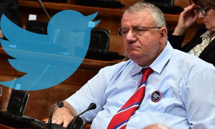 A Twitter gyűlöletbeszéd miatt felfüggesztette Vojislav Šešelj fiókját