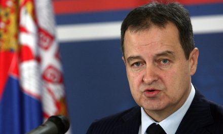 Ivica Dačić vezeti a kormányt, ideiglenesen
