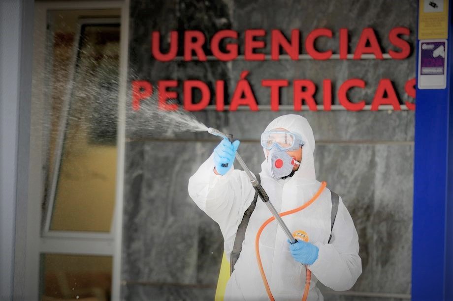 Spanyolországban ismét több mint ezerrel nőtt a fertőzöttek száma egy nap alatt
