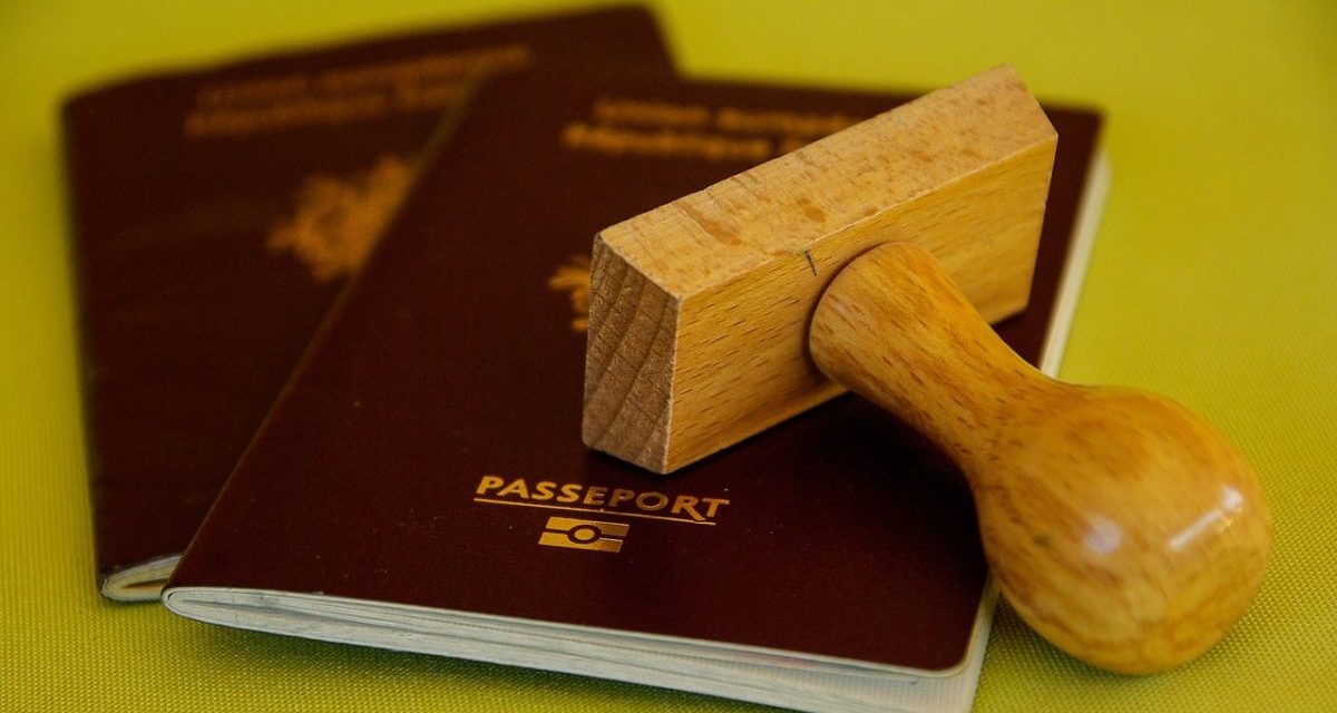 Ezért fenyegeti Szerbiát vízumkényszer bevezetése