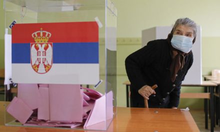 Vučić: A választásokon senki nem fertőződött meg