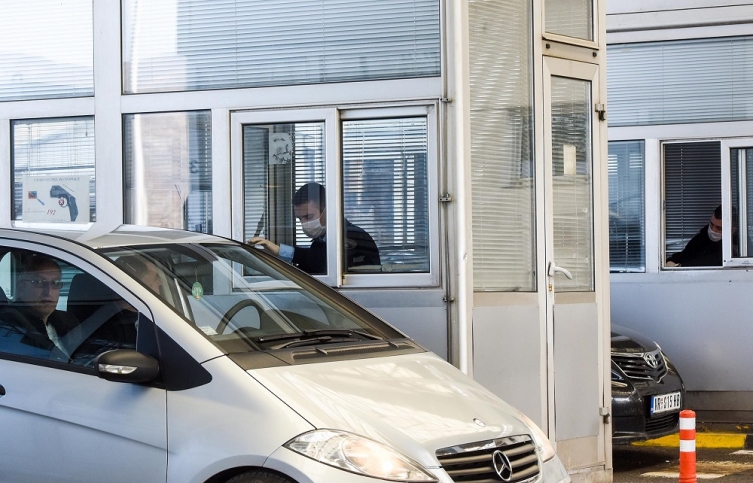 Az észak-macedón sajtó szerint Szerbiában hamis koronavírus tesztek vásárolhatók