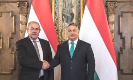 Orbán: Csak a VMSZ a komolyan vehető tapasztalattal és tekintéllyel rendelkező jelölt
