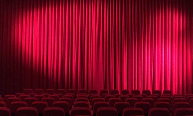 A nemzetbiztonságra hivatkozva vizsgálják, hogy mit játszanak az orosz színházak