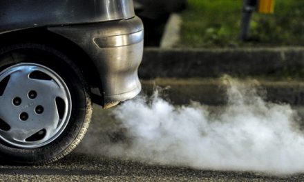 Betiltják a benzines és dízeles autók forgalmazását 2035-től az EU-ban