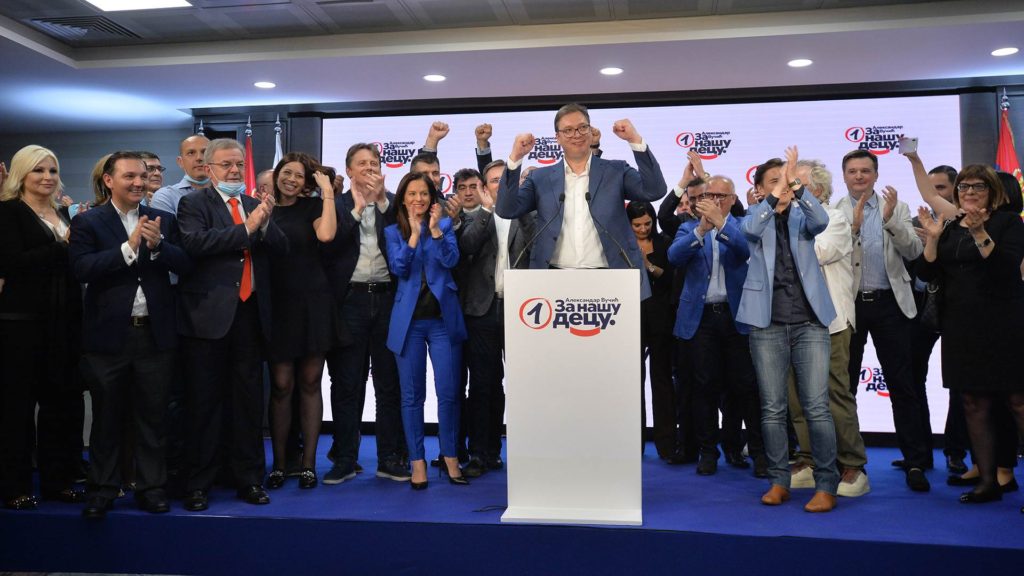 A Szerb Haladó Párt az elmúlt négy választási kampány során 3,5 milliárd dinárt költött el