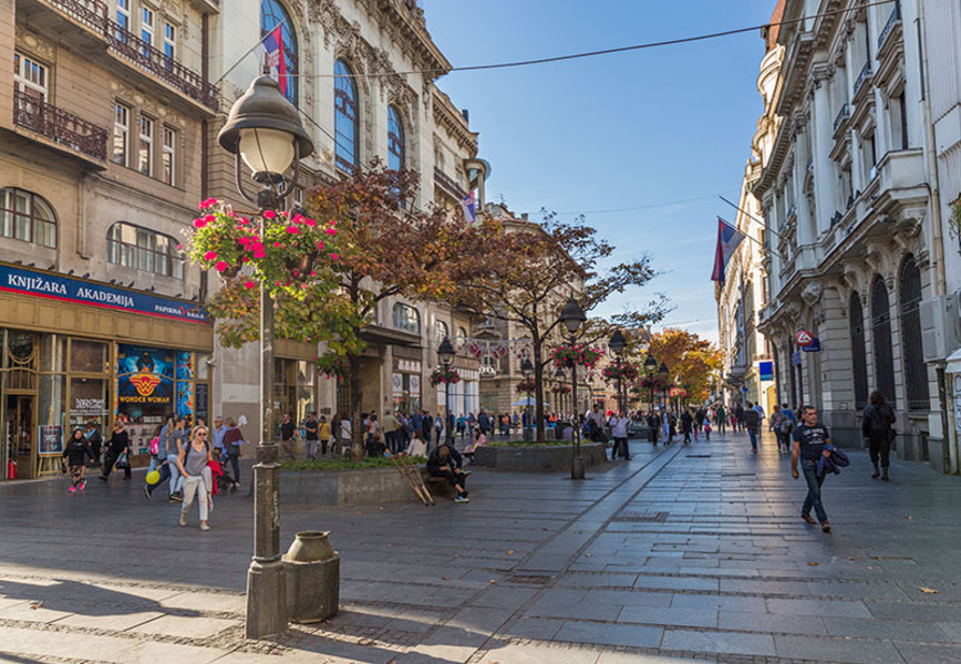 Belgrádban rendkívüli helyzetet vezetnek be