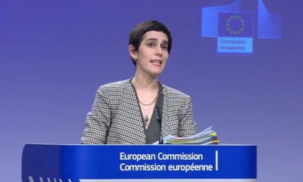 Az Európai Bizottság válaszokat kér a szerbiai Pénzmosás-megelőző Igazgatóságtól