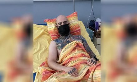 Tíz napja hiába vár a teszt eredményére, éhségsztrájkba kezdett a covid-kórház páciense