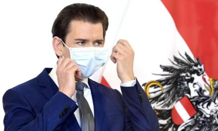 Ausztriában újra kötelező lesz a szájmaszk