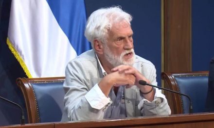 Stojiljković: A földművesek és postások elégedetlensége indokolt, és nem a választások miatt van