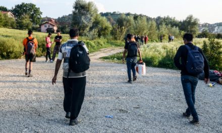 Bosznia-Hercegovina megkezdte az illegális migránsok hazatoloncolását