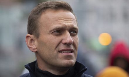 Alekszej Navalnij orosz ellenzéki politikus kapja idén a Szaharov-díjat