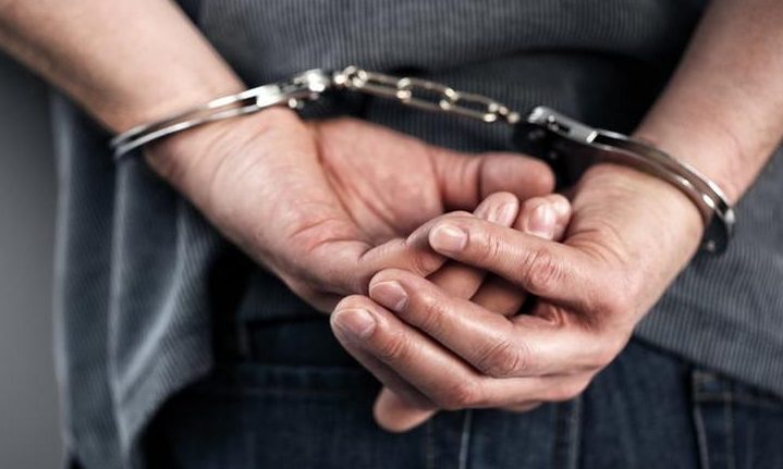 Tizenöt pedofilt tartóztattak le Szerbia-szerte