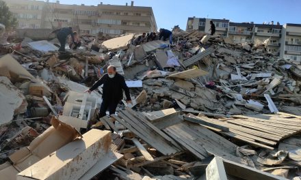 Emelkedett az égei-tengeri földrengés halálos áldozatainak száma