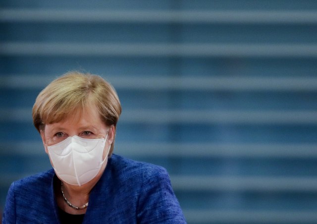 Merkel: Drámai gyorsasággal terjed a vírus Németországban
