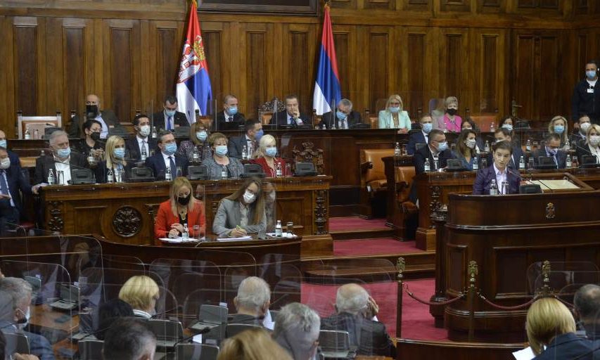 Megszavazták az új szerb kormányt