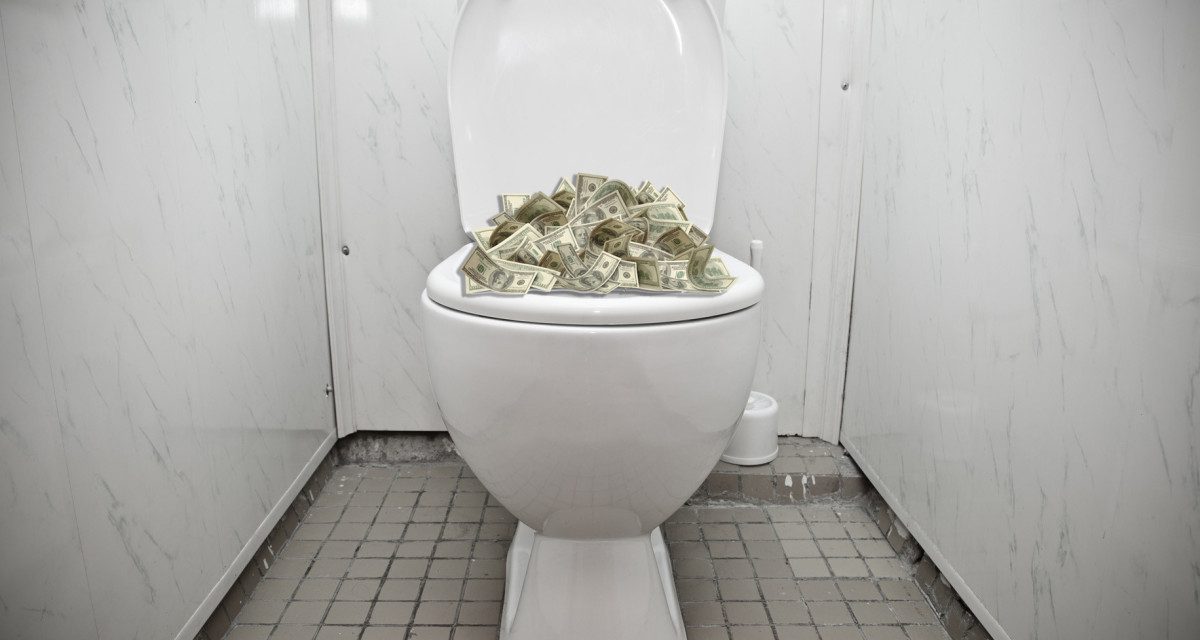 A WC tartályban rejtegetett 4,5 millió eurót egy szerb állampolgár Rotterdamban