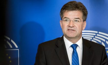 Lajčak: Remélem Vučić és Kurti hétfőn elfogadják a Koszovó-tervet