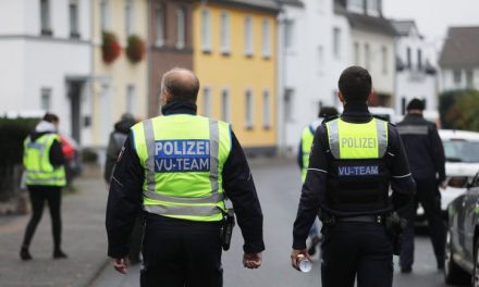Németország: Több embert gázolt halálra egy személyautó egy gyalogosövezetben