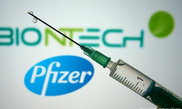 December végén derül ki, kaphat-e engedélyt a Pfizer vakcinája az Európai Unióban