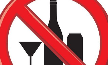 Magyarországon január 3-ig tilos alkoholt fogyasztani az utcán