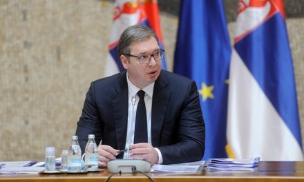 Ipsos: Az emberek meggyőző többsége Vučićban bízik