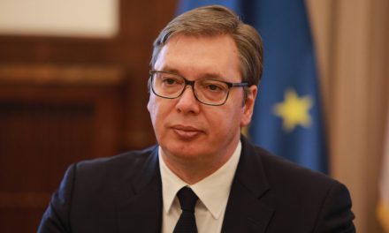 Vučić: Szeretném, hogy az én fiókomat is lekapcsolja a Twitter, én lehetnék a második Trump