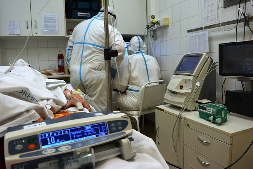 Elhunyt 144 beteg, 5298 új fertőzöttet találtak Magyarországon