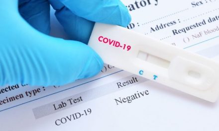 Magyarország: Egy nap alatt 98 koronavírus-fertőzött halt meg