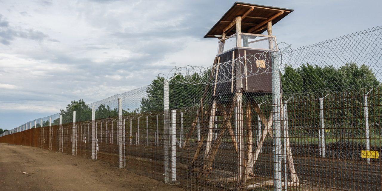 Török rendőrök segítik a magyar határvédelmet