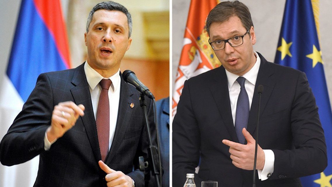 Pert nyert a Dveri vezetője Szerbia elnöke ellen