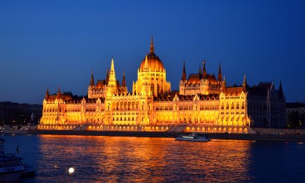 Budapesten már hétfőtől forgalomkorlátozásokra kell készülni az ünnepi előkészületek miatt