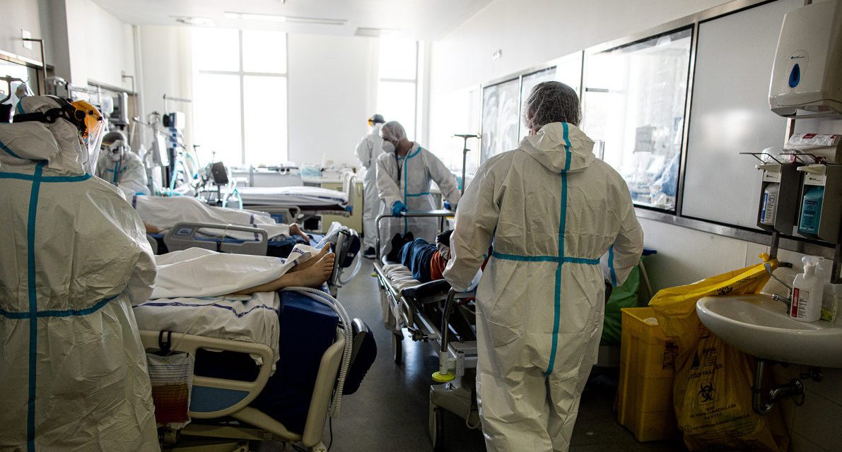Magyarországon 22 ezer fölé nőtt a járvány halálos áldozatainak száma