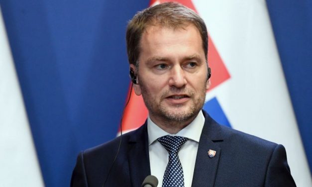 Lemondott a szlovák kormányfő az orosz vakcina beszerzése körüli koalíciós botrány miatt