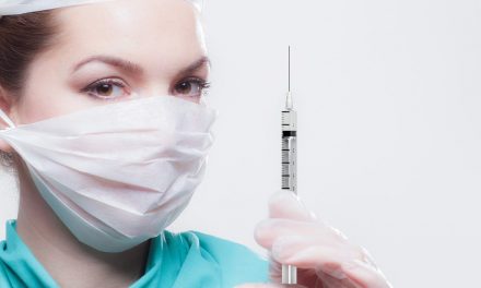 Ausztria felfüggesztheti a koronavírus elleni oltási kötelezettséget