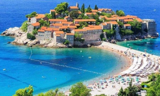 Az államfő tanácsadója elismerte: álhíreket talált ki