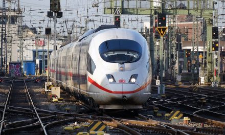 Sztrájkolnak a német mozdonyvezetők