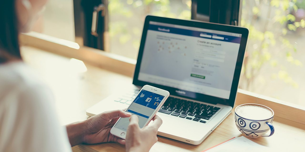 A Facebook fontos személyes adatokat töröl a felhasználók fiókjaiból