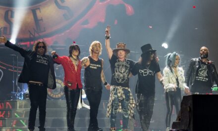 A Guns N’ Roses 28 év után Slash és McKagan társaságában készít új lemezt