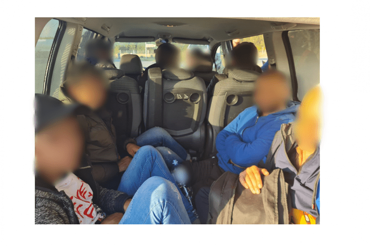 Folyamatosan buknak le a szerb embercsempészek Magyarországon