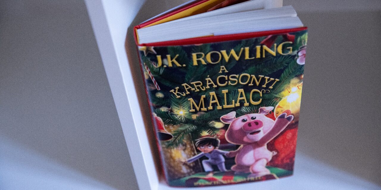 J.K. Rowling karácsonyi könyvét játékmalacok ihlették