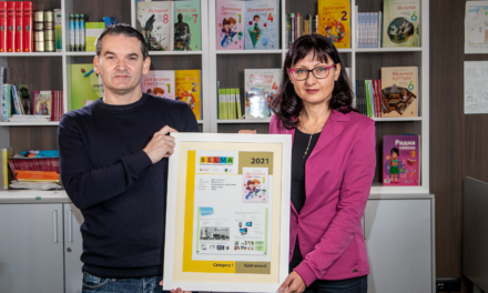 Nagykikindai magyar informatikatanár a szerzője a legjobb európai tankönyvnek