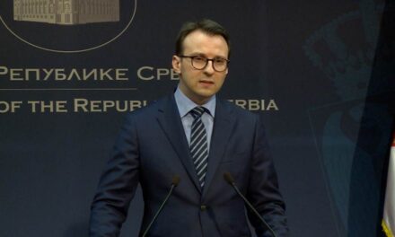 Petković: Reagáljon a nemzetközi közösség Kurti kijelentésére!
