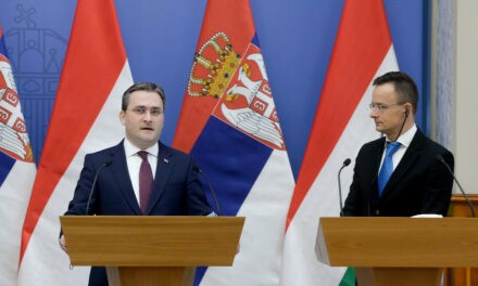 Szijjártó: Egyszerűsödik a határátkelés Magyarország és Szerbia polgárai számára